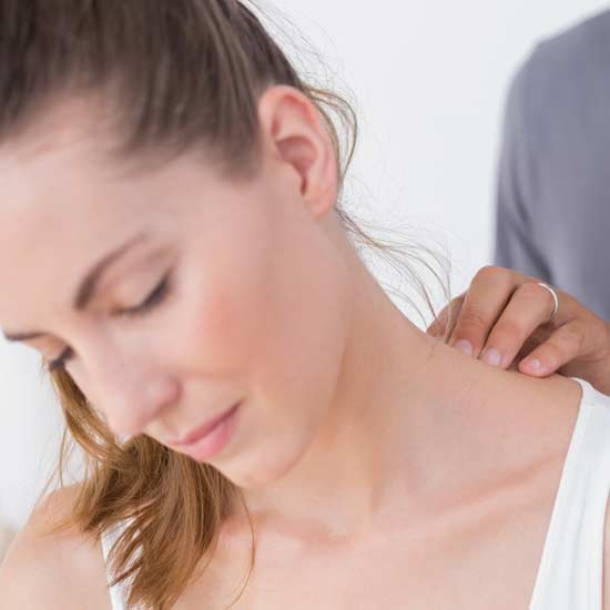 Traitement du torticolis et douleur au cou